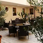 Marienka Panzio Bed & Breakfast Eger